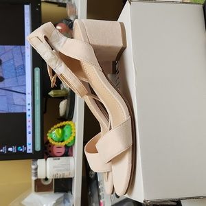 Dream Pairs Carnival Heels